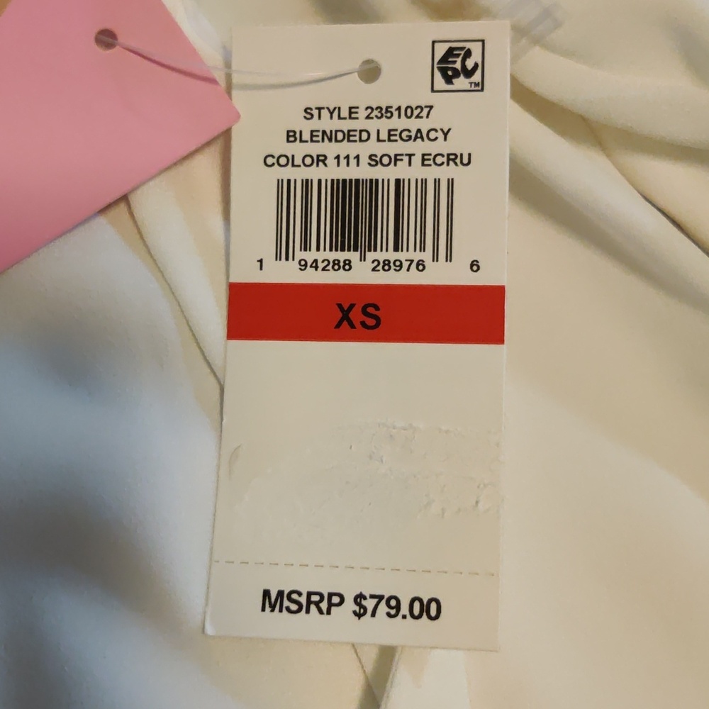 NWT Riley & Rae Cream Ruffle Blouse Size XS - Picture 7 of 9